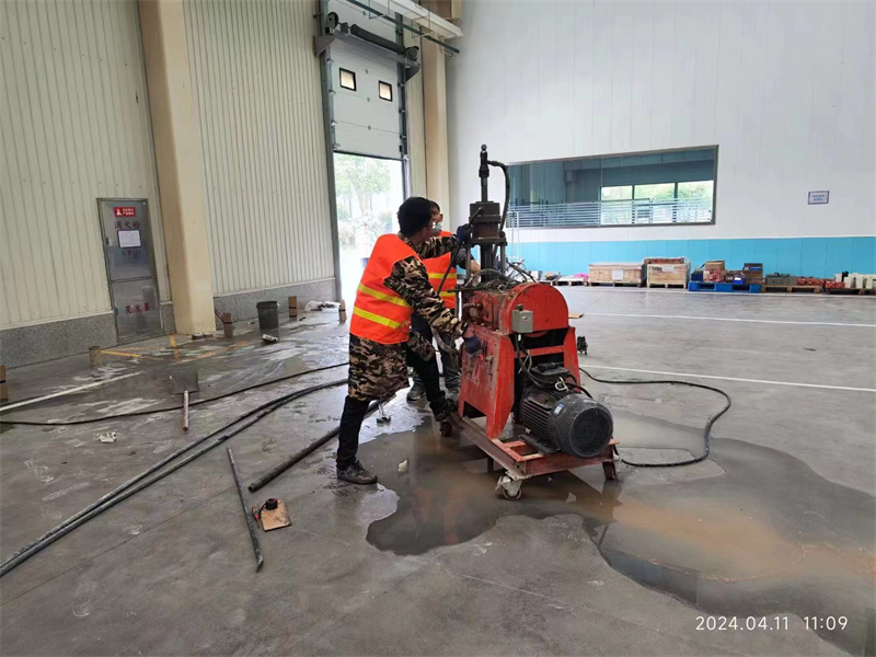 宾阳厂房地面下沉塌陷注浆加固施工